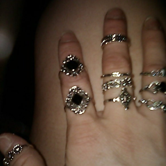 Sz 3-8 silvertone rings stackable and Bohemian-ind - Picture 2 of 8